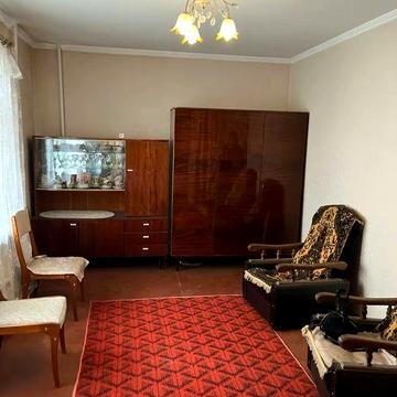 Сдам 1 к.кв-ру 5/9 по ул .Космическая