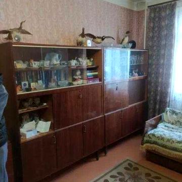 Продам просторную 3-комнатную квартиру на Роганском жилмассиве!