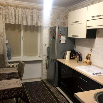 Колонтаївська вул., 8