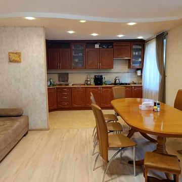 Продаж великої квартири по держ.програмі