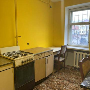 Оренда 2-квартири район Варшавського ринку.