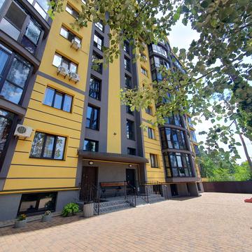 Київська вул., 73