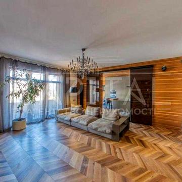 Продаж квартири 3 кімнати 139 м Оболонь Оболонська набережна 7 Івасюка