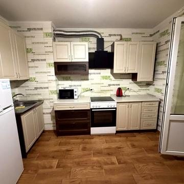 Ясинуватський пров., 11