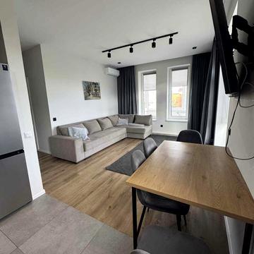 Володимира Лендьєла вул. (Василя Докучаєва), 17