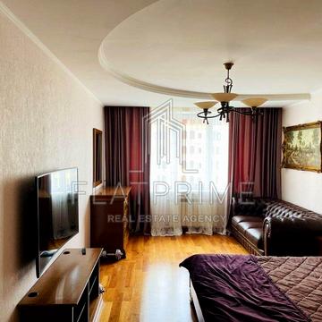 Вячеслава Чорновола вул., 20