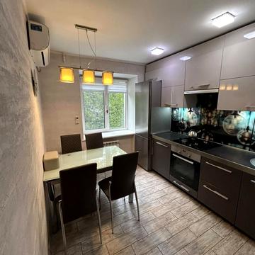 Половецька вул., 16-А