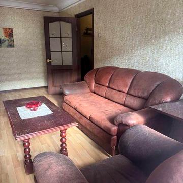 Продам 3 к Пр. Науки 117 ( Гагарина ) середина 57,8 м 2/5 этаж