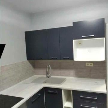 Домобудівельна вул., 11