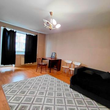 Науки просп., 4