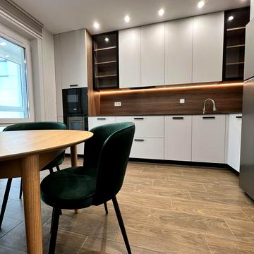 Козельницька вул., 12