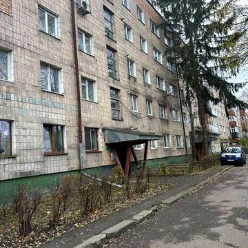 Продаж 2-х кім квартири по вул. Стефаника Набережна,12