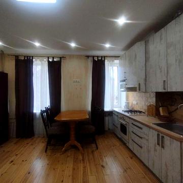 Без комісії. метро Святошин. Депутатська 5.