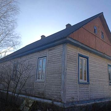 Продається деревяний -затишний будиночок