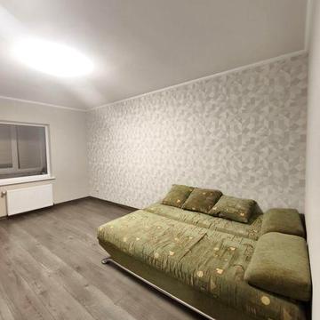 Оренда двох кімнатної квартири .