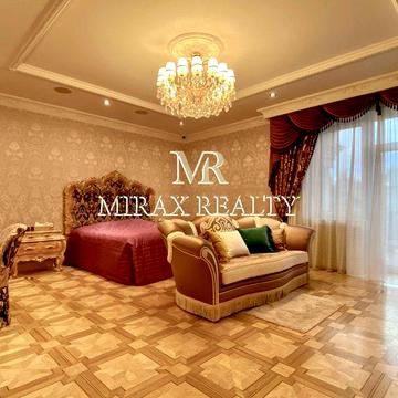 Продаж домоволодіння 1200 м2 ділянка 30 сот закрите КМ Романків