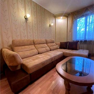 Продаю 2х комнатную квартиру в центре города. АВТОНОМНОЕ отопление.