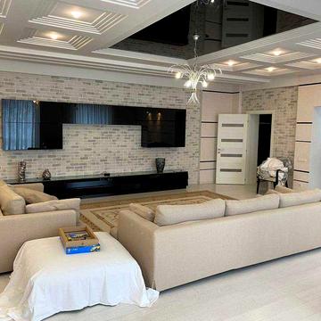 Продаж 3 к.к. в цетрі міста 192 м.кв. Без комісії.