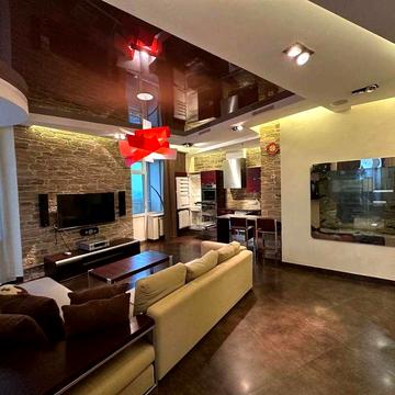 Верховинна вул., 35