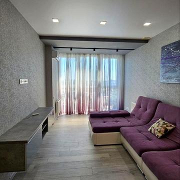 Михайлівська вул., 8