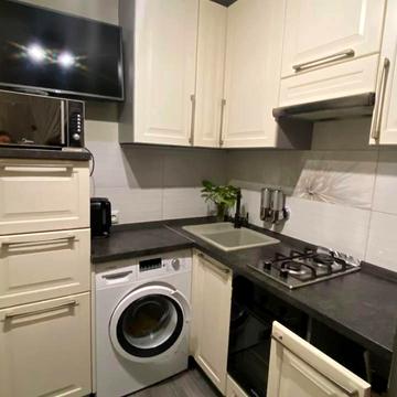 Євгена Танцюри вул., 47