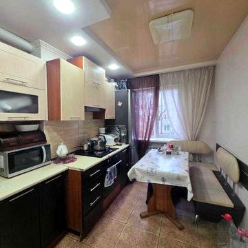 Четырёхкомнатная квартира на Черемушках/Филатова/Дом Мебели