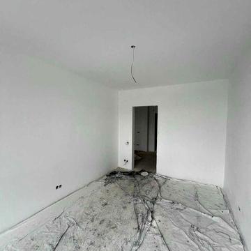 Продам 3 кімнатну квартиру з чорновим ремонтом 71м2