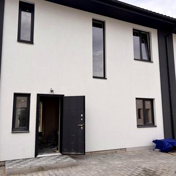 Лугова вул., 8