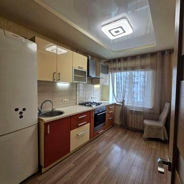 Продам 2х комнатную квартиру на пр.Слобожанском р-н Калиновой