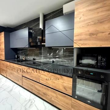 Європейська вул. (Миронова), 11