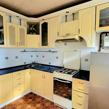 Перемоги вул., 54