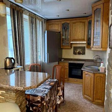 Сдам 3-х комн.кв Роганьский ж/м,ул.Грицевца.