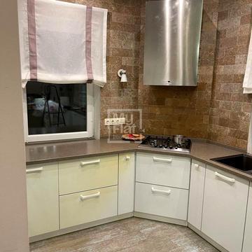 Валова вул.