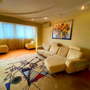 Довгострокова аренда 2к квартири вул Гмирі 1Б/6 /Позняки