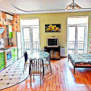 Грецька вул., 2