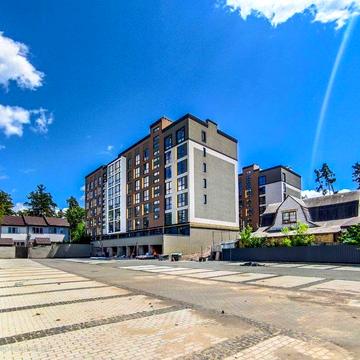 1-Квартира з індивідуальним газовим опаленням та бомбосховищем у дворі