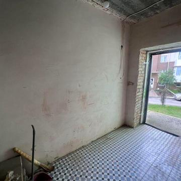 Продам квартиру з власним виходом