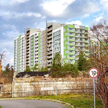 Бориспільська вул., 18-26