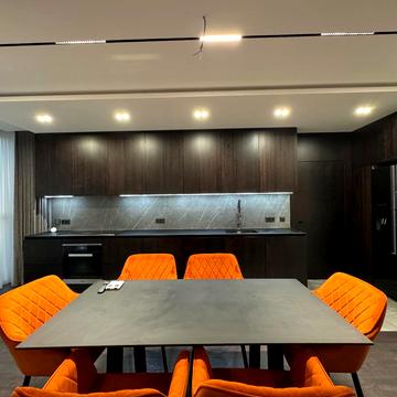 Микільсько-Слобідська вул., 8