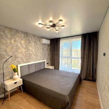 Квартира в центрі з ремонтом ЖК Рідний дім