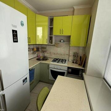 Здам 2к. Вул Лобановського. Окремі кімнати.