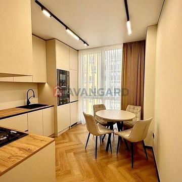 Продаж 2 кім. квартири з ремонотом 65 м2