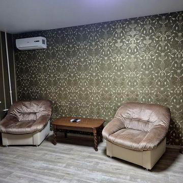 Здам СВОЮ 2-кімнатну квартиру на ж/м. покровський -парус