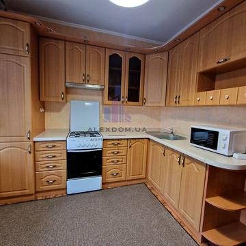 Бабкіна пров., 12