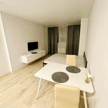 Польова вул., 73