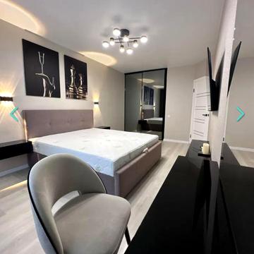 Сімейна вул., 4