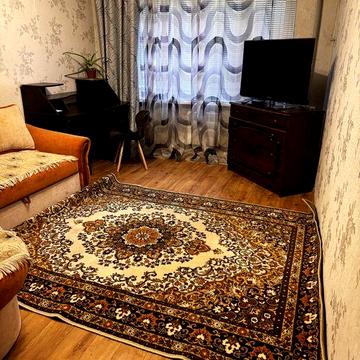 Продам двокімнатну квартиру