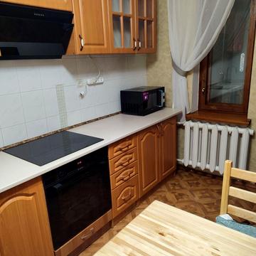 Князя Володимира Великого просп., 135