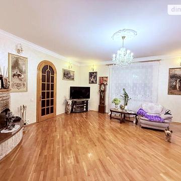 Продаж 10к Дім Івана Фірцака вулиця