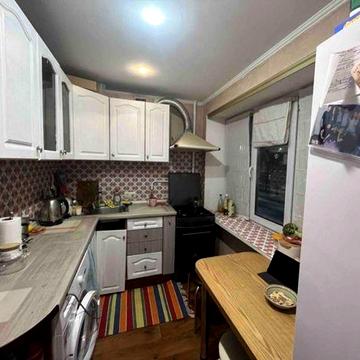 Квартира від власника центр Печерськ 2х б., Лесі Українки 17/19